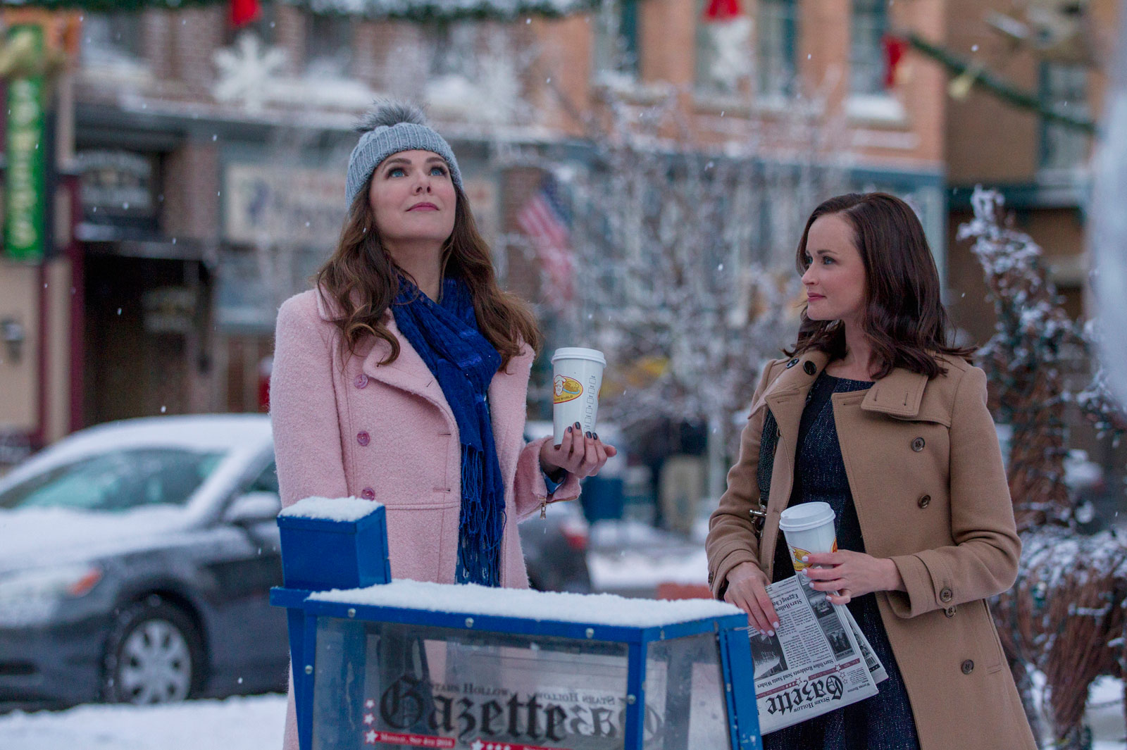 gilmore-girls-year-in-the-life-winter-photos